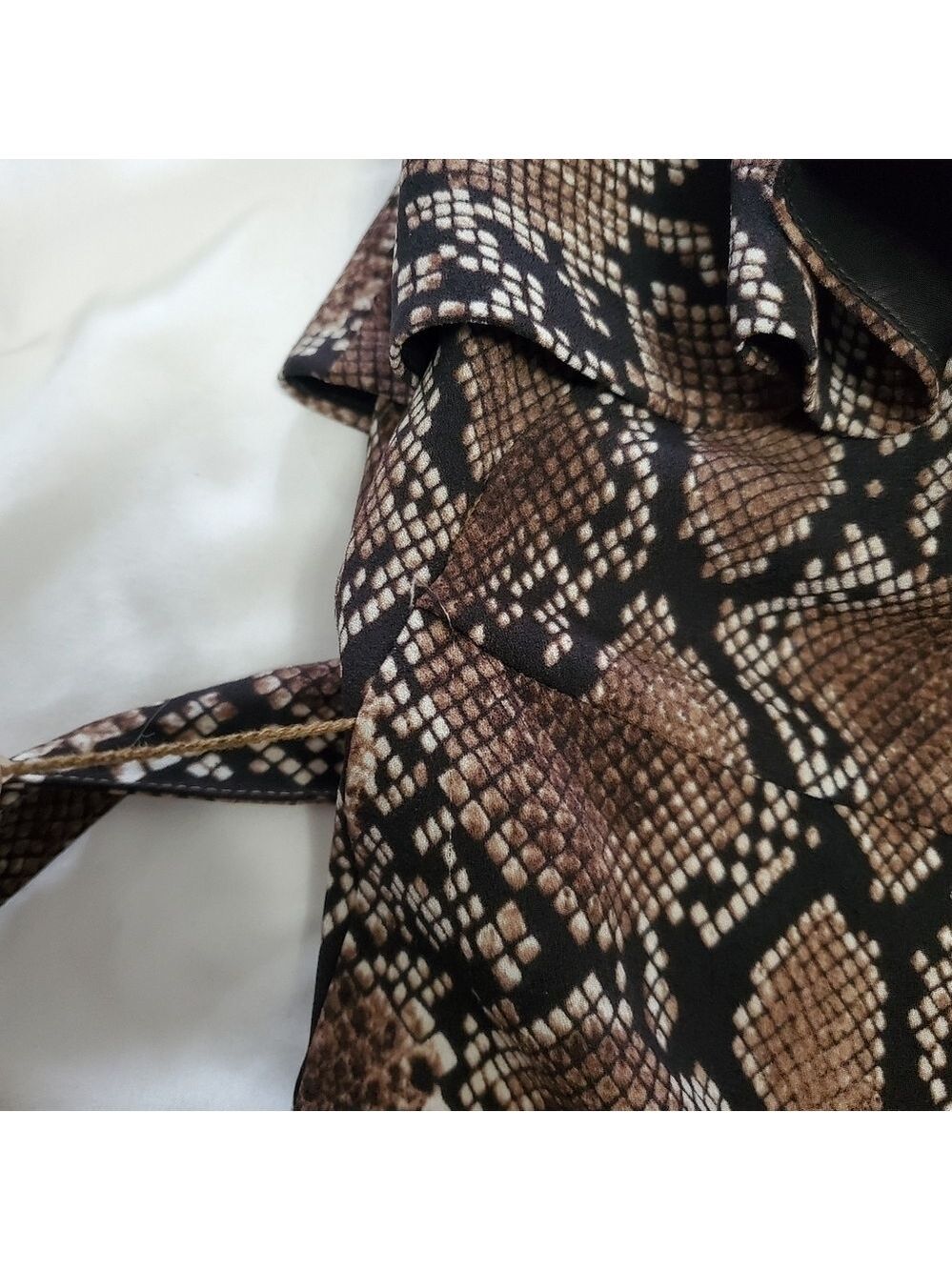 Size 6 ●.Aritzia Babaton Strapless Ruffle Snake Print Jumpsuit Romper - Picture 10 of 14